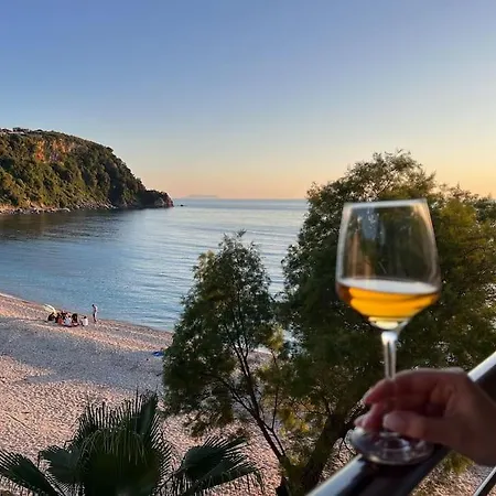 Apartment Potam'sea Bliss 37- Front, Sun Beds&parking Himarë